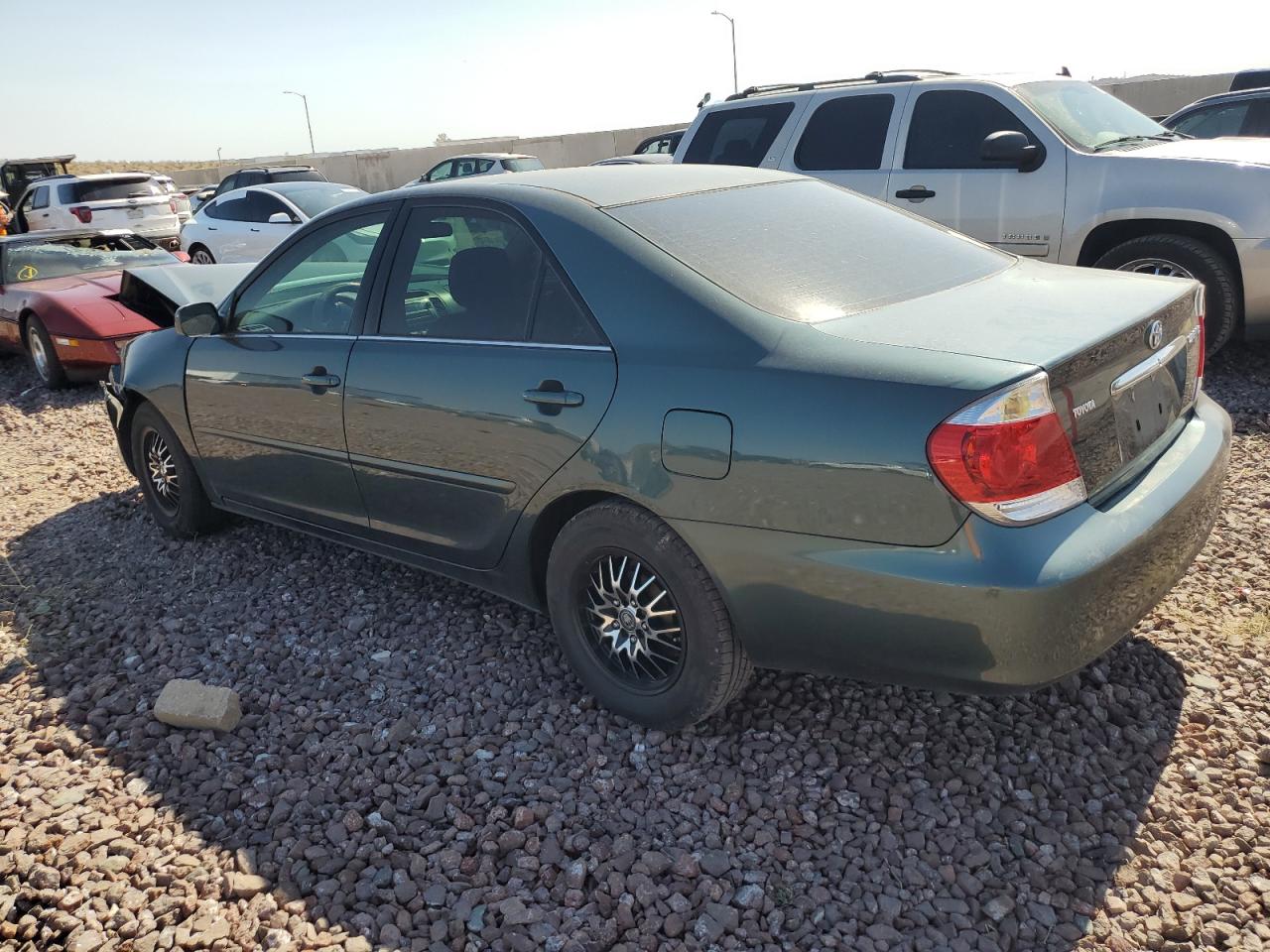 4T1BE32K75U047676 2005 Toyota Camry Le