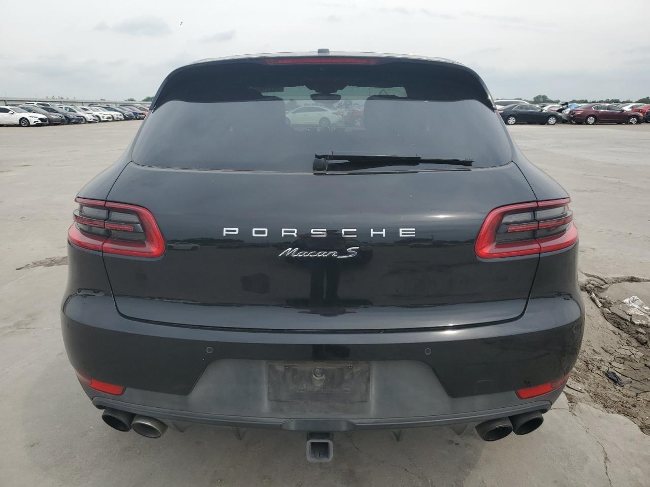 WP1AB2A54HLB12667 2017 Porsche Macan S