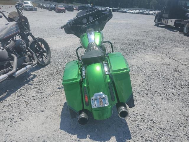 2011 HARLEY-DAVIDSON FLHXSE2 1HD1PZ81XBB958666