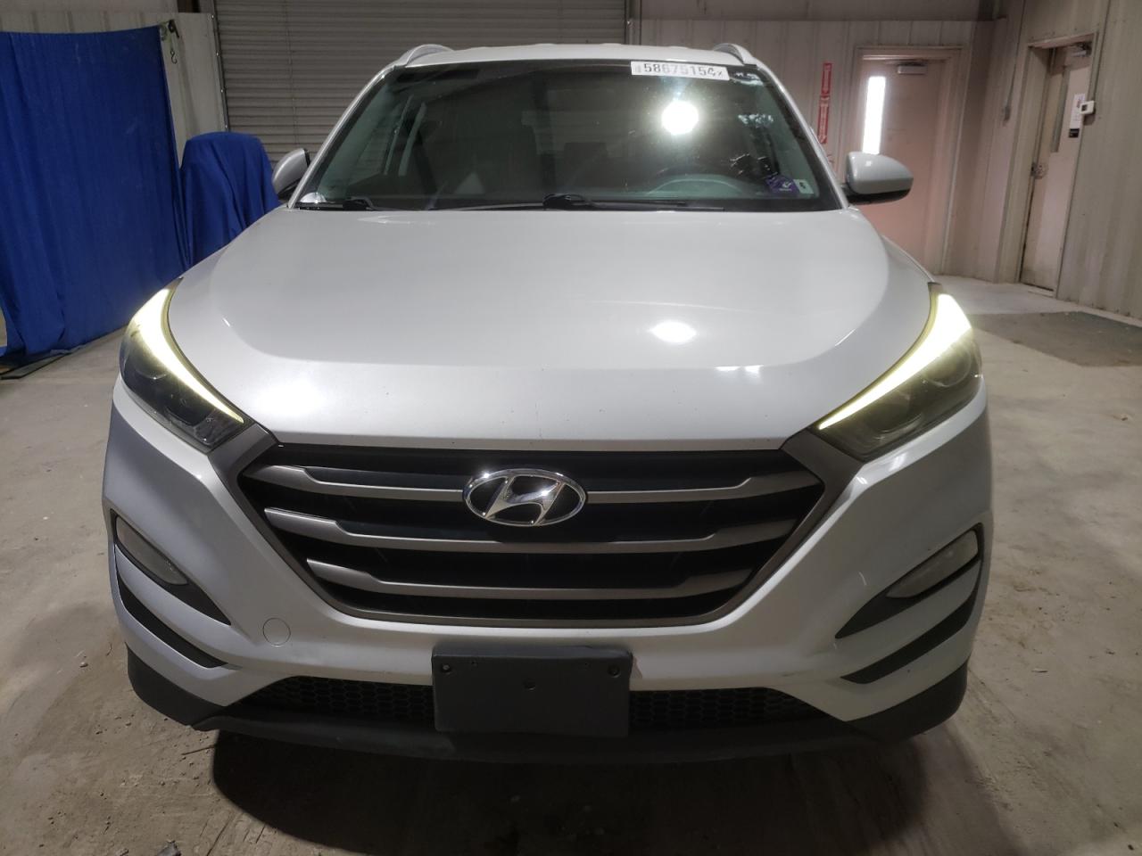 2016 Hyundai Tucson Limited vin: KM8J3CA49GU059481