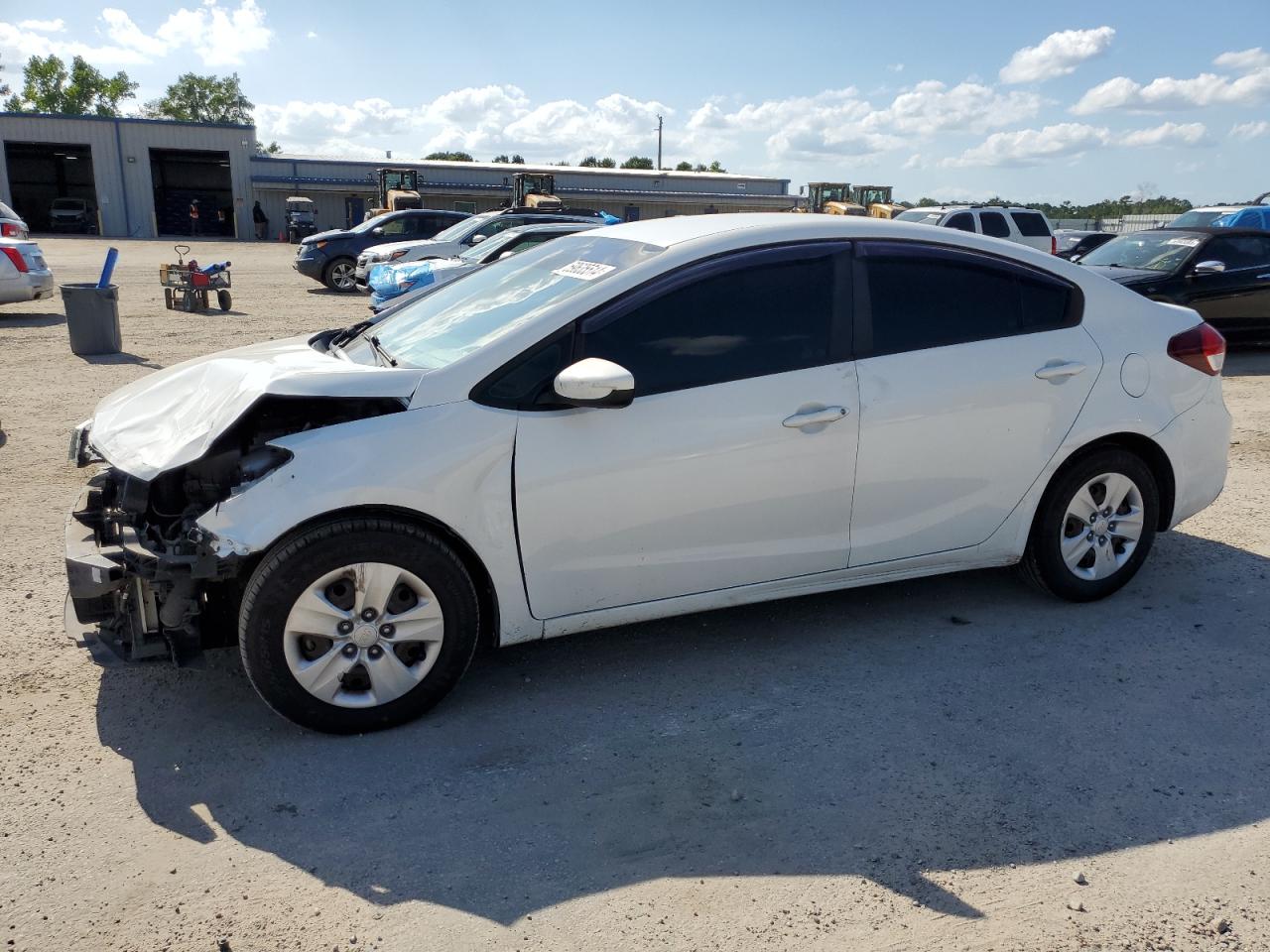 2018 Kia Forte Lx vin: 3KPFK4A77JE236273