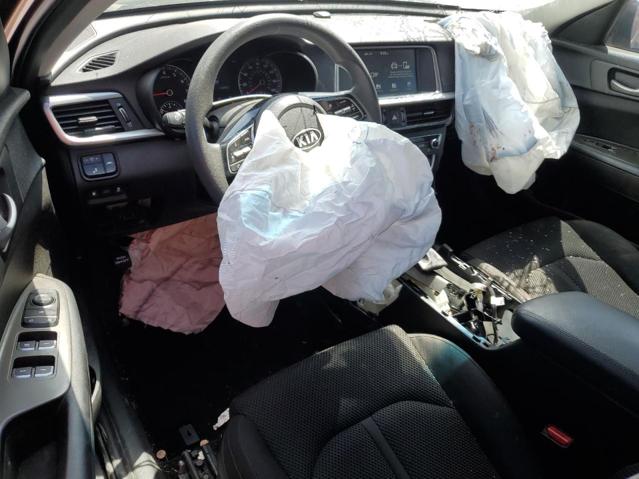 5XXGT4L3XLG450065 2020 Kia Optima Lx