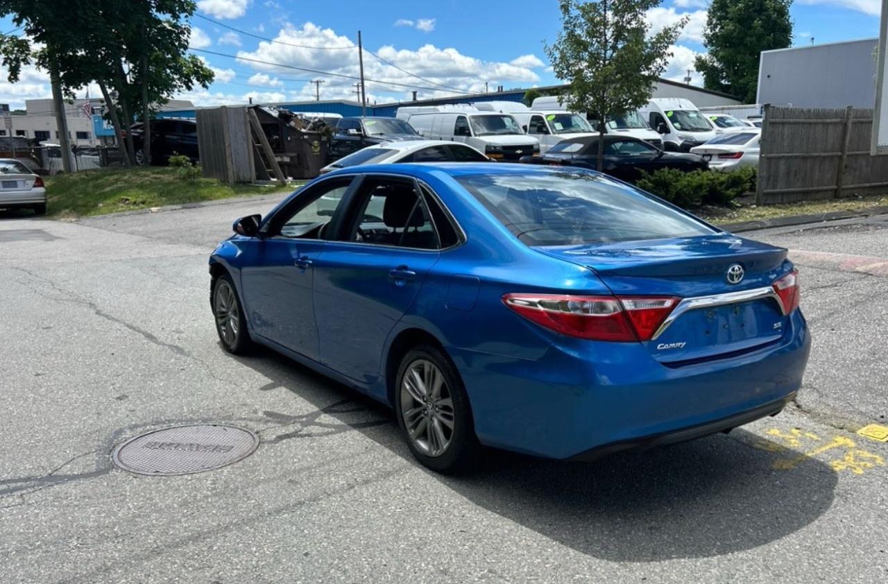 4T1BF1FK2HU734001 2017 Toyota Camry Le