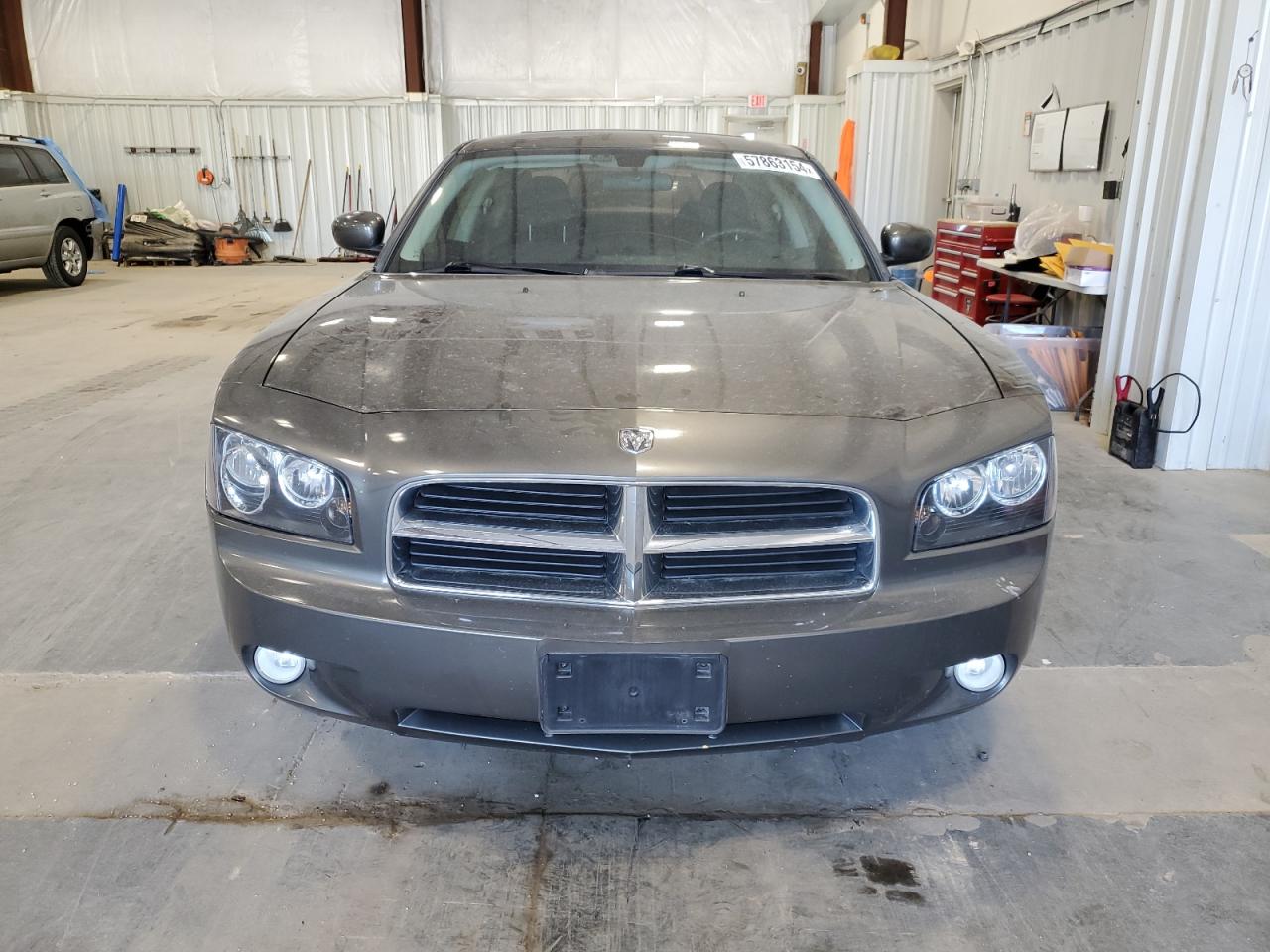 2B3CA3CV8AH152321 2010 Dodge Charger Sxt