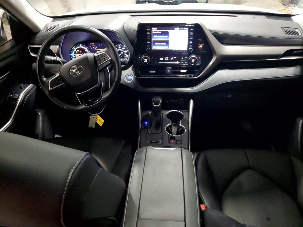 5TDHBRCH2MS530489 2021 Toyota Highlander Hybrid Xle