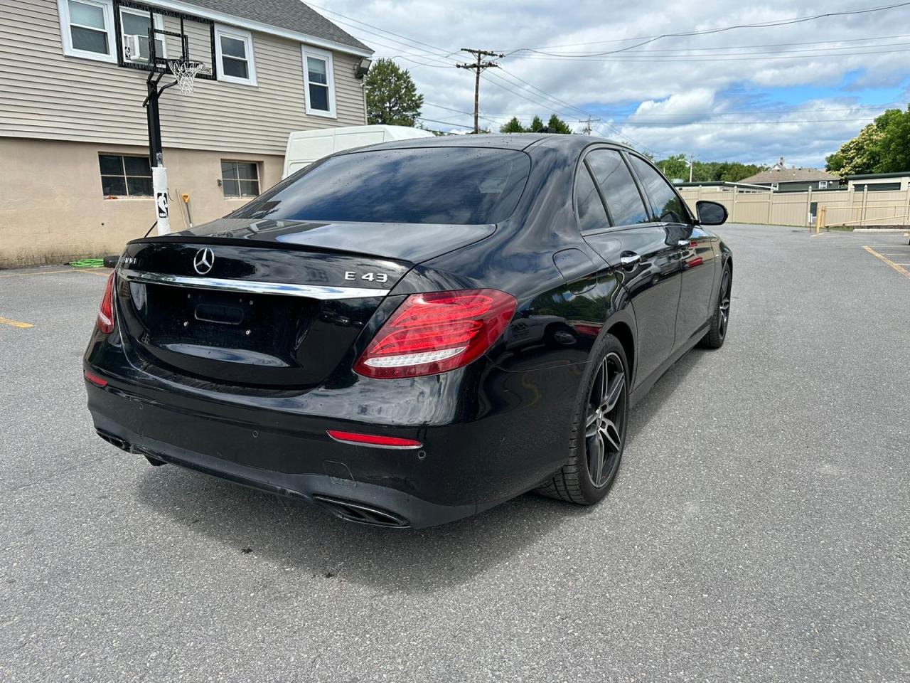 2018 Mercedes-Benz E 43 4Matic Amg vin: WDDZF6EB4JA403578