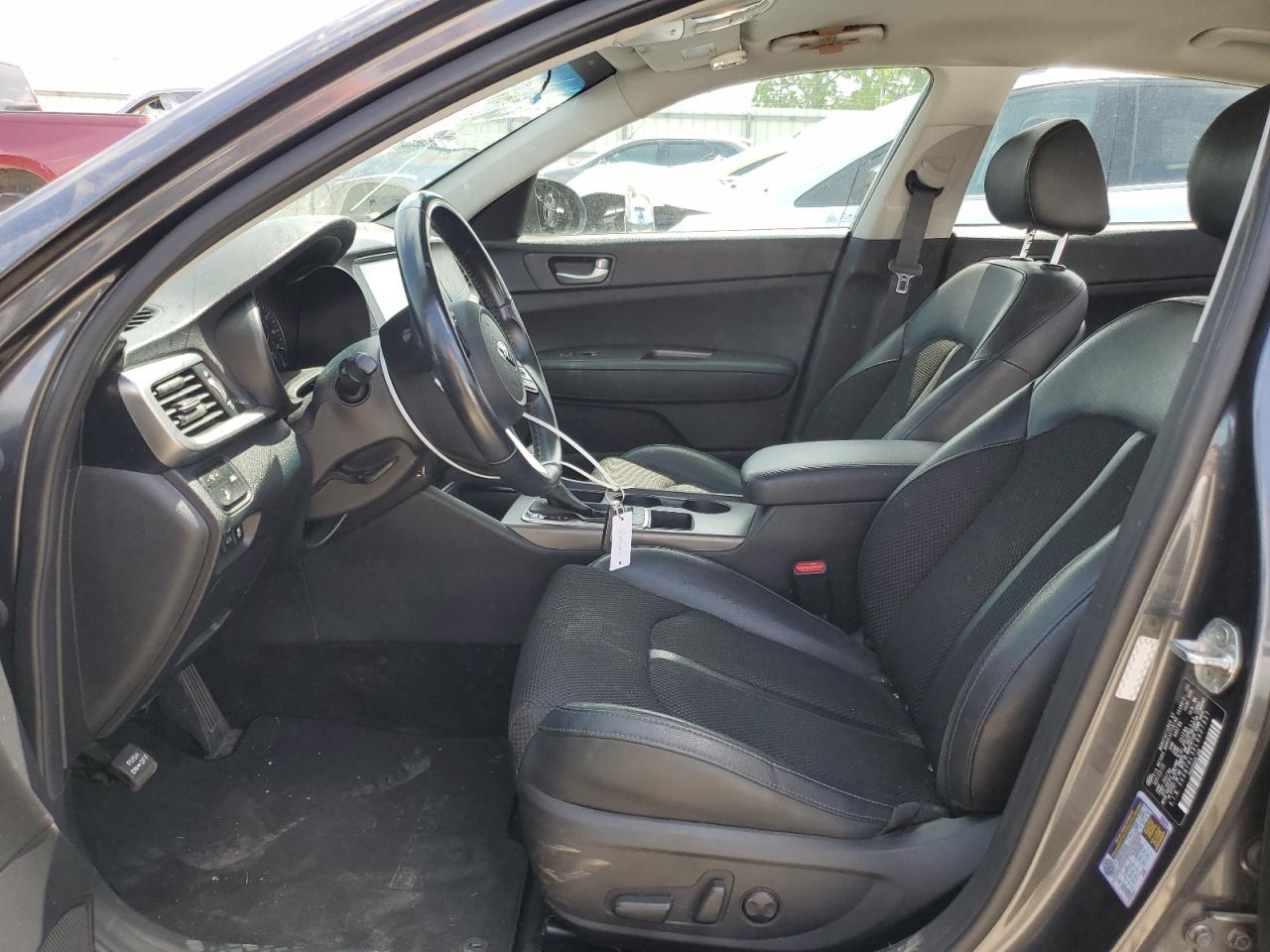 5XXGT4L3XLG407927 2020 Kia Optima Lx