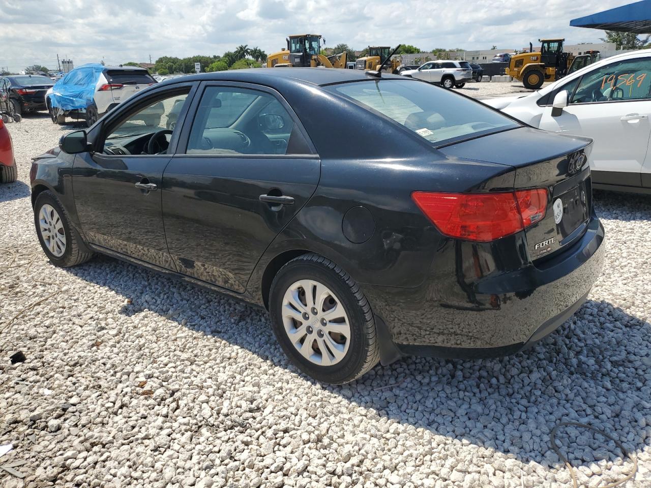 KNAFU4A21B5357275 2011 Kia Forte Ex