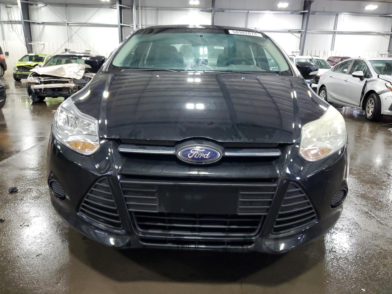 2014 Ford Focus Se vin: 1FADP3F22EL122622