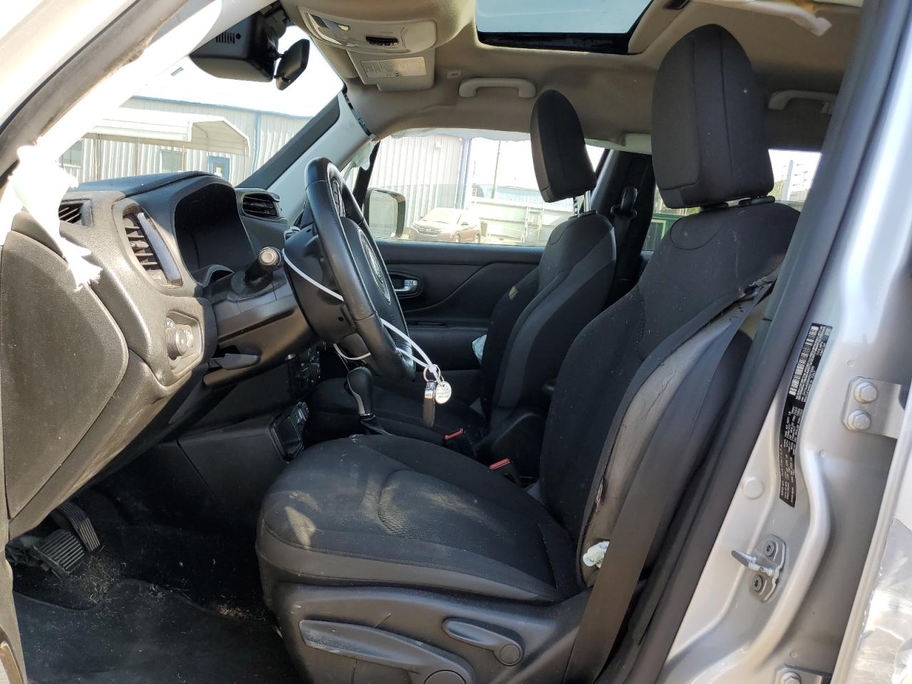 ZACNJABB6KPK78886 2019 Jeep Renegade Latitude