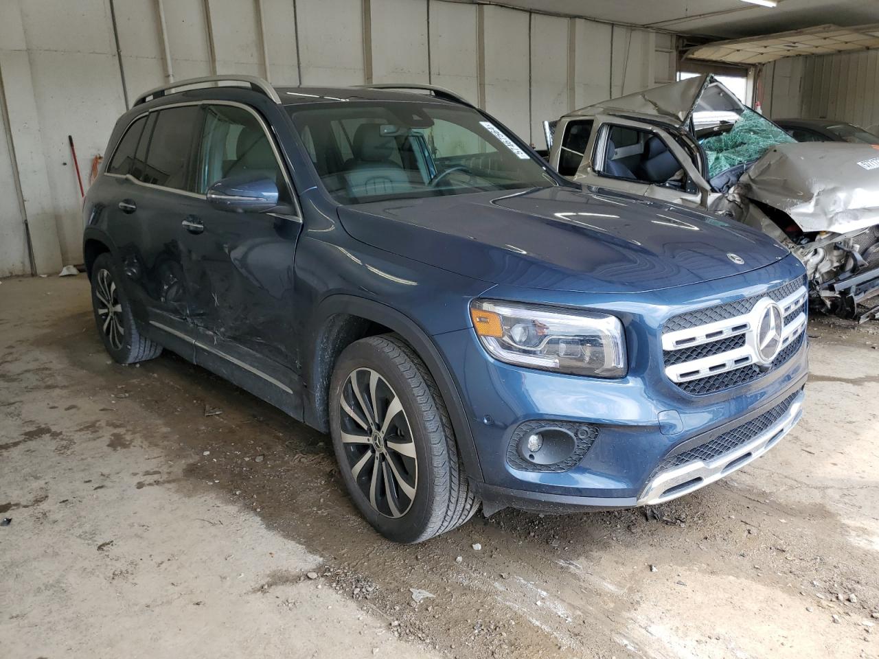 W1N4M4HB2NW237248 2022 Mercedes-Benz Glb 250 4Matic