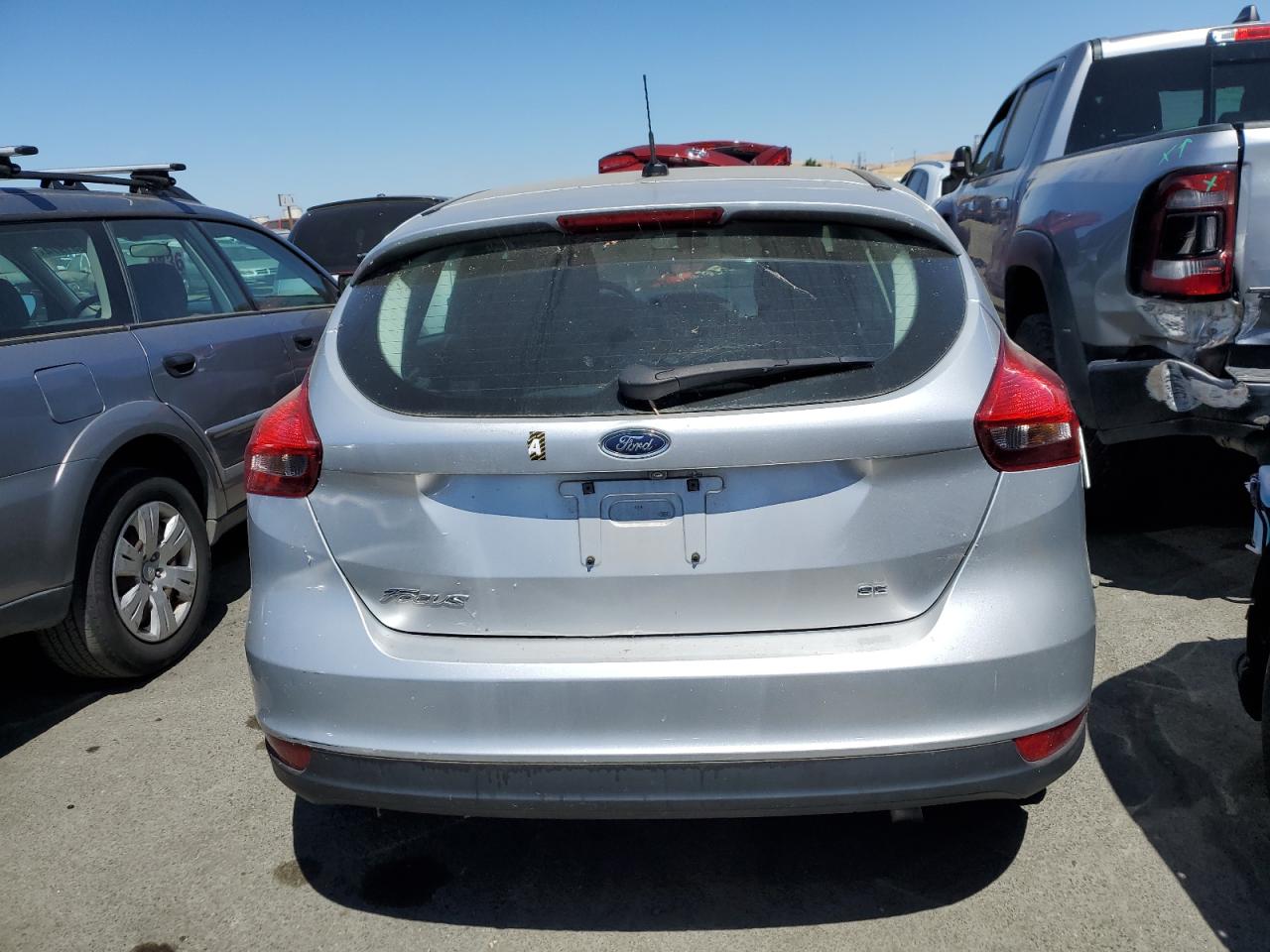 1FADP3K29JL207084 2018 Ford Focus Se