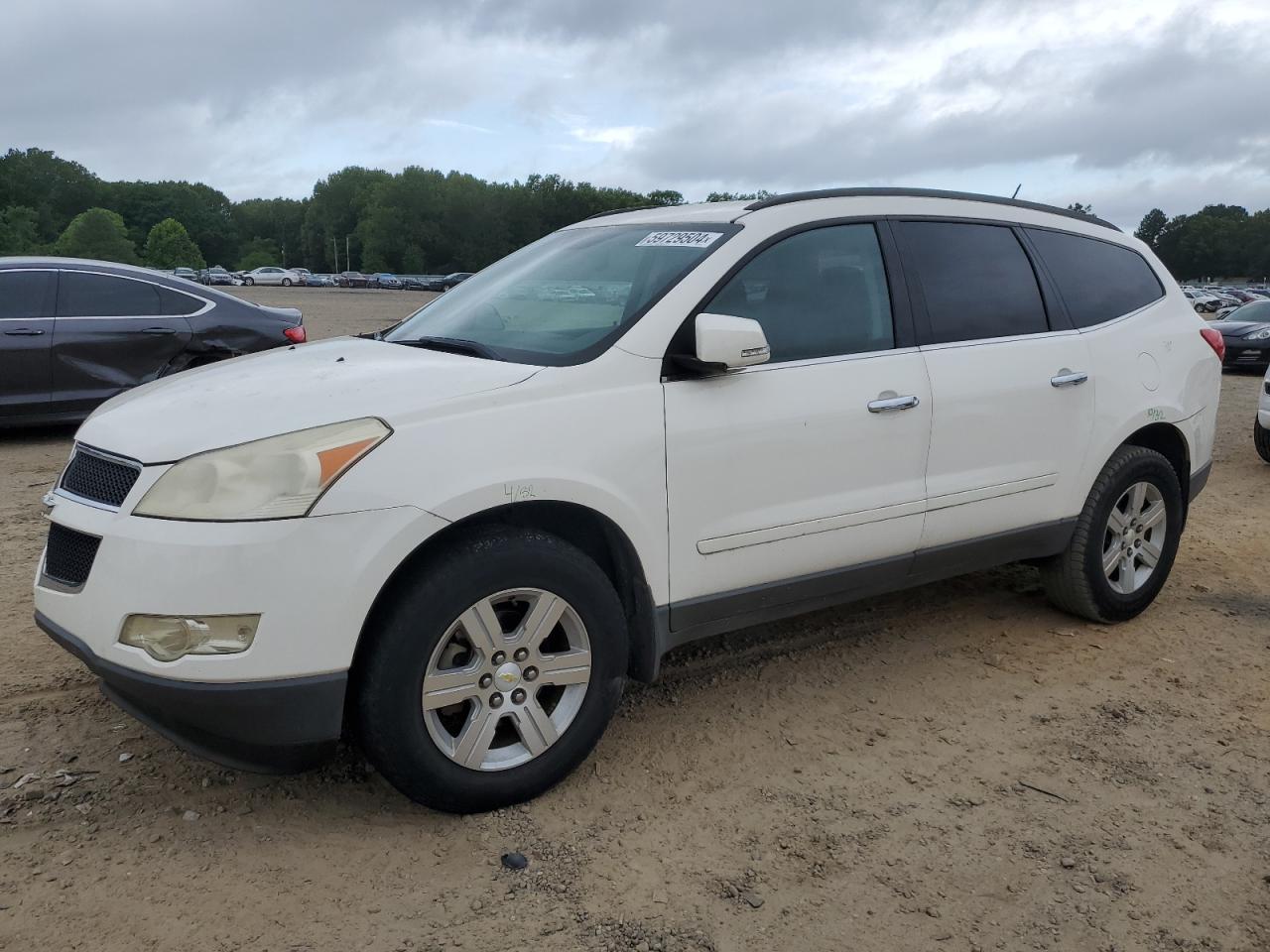 1GNKRGED6BJ119131 2011 Chevrolet Traverse Lt