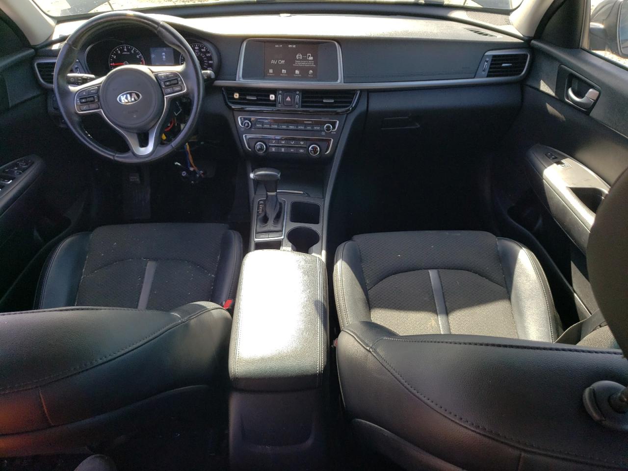 5XXGT4L39JG241767 2018 Kia Optima Lx