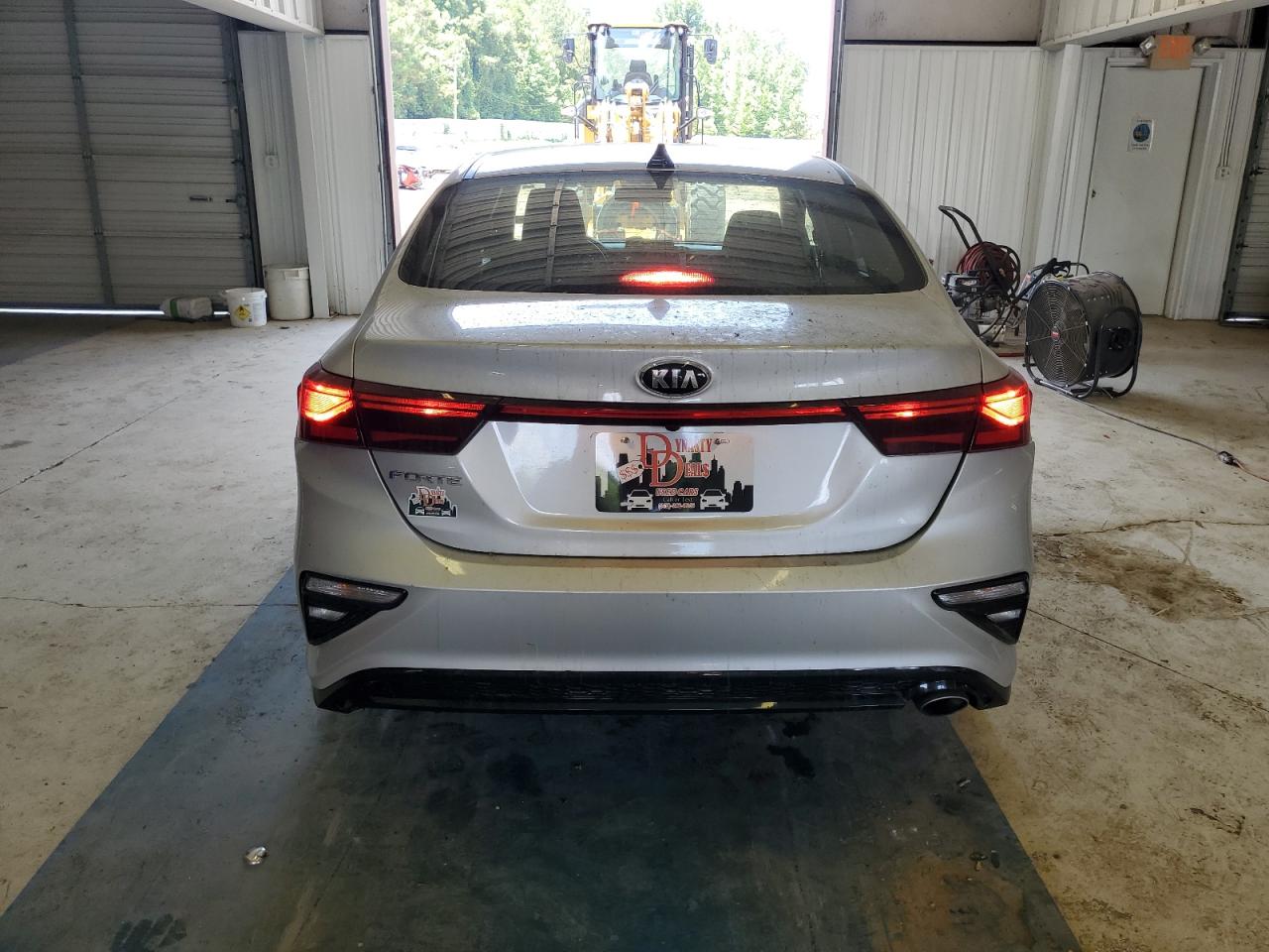 3KPF24AD0ME364557 2021 Kia Forte Fe