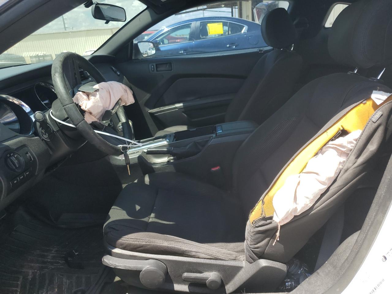 1ZVBP8AM7C5281464 2012 Ford Mustang