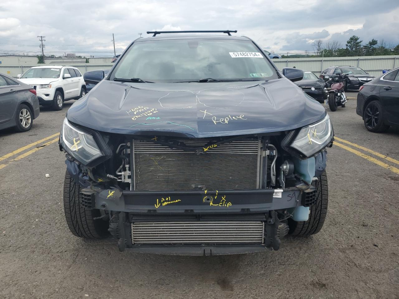 3GNAXSEVXJL388995 2018 Chevrolet Equinox Lt