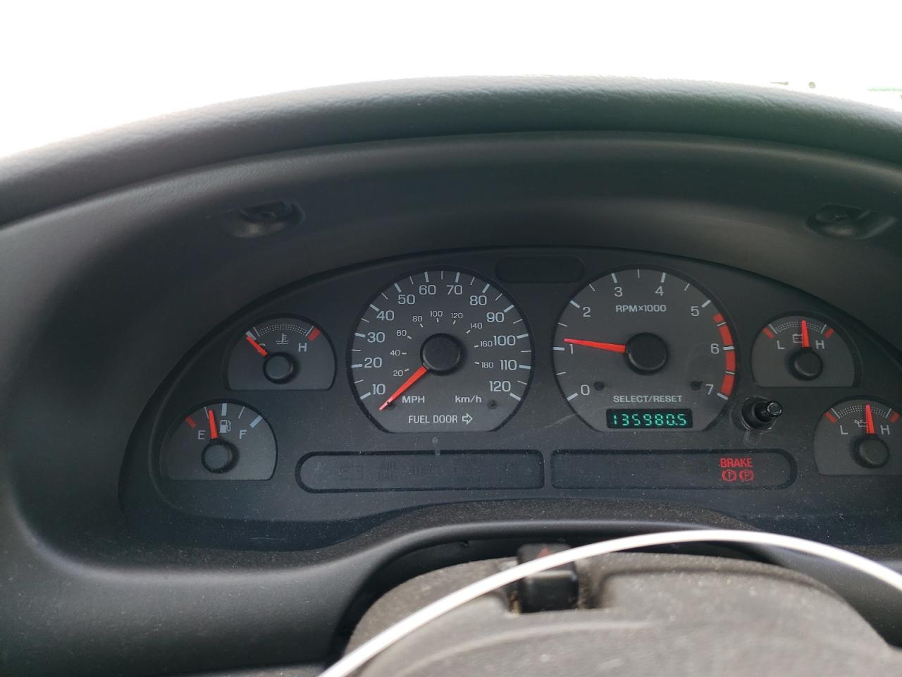 1FAFP4042YF273505 2000 Ford Mustang