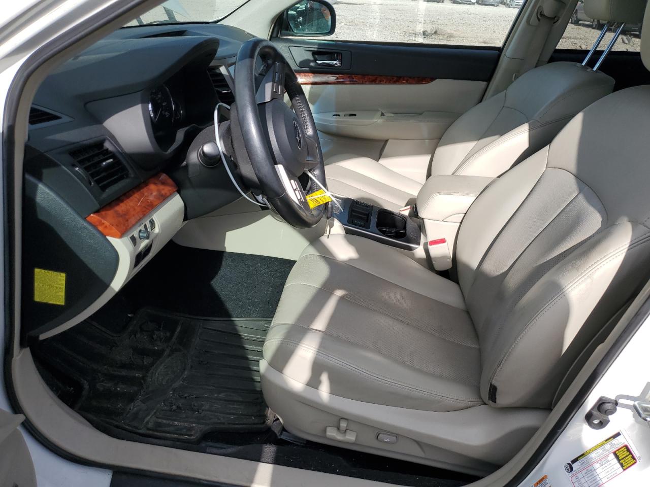 4S4BRDLCXB2314009 2011 Subaru Outback 3.6R Limited