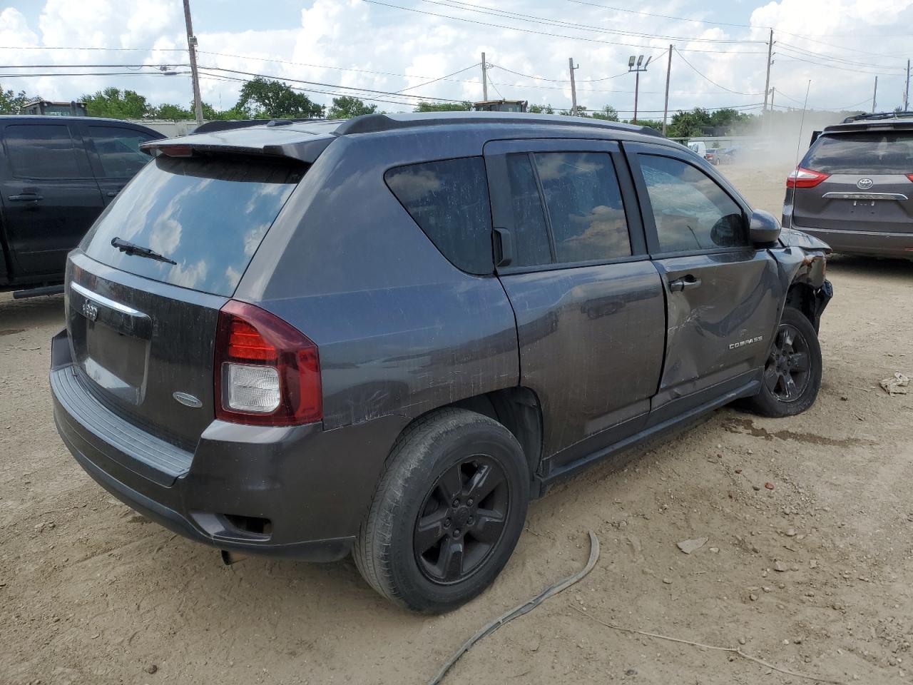 1C4NJCEAXGD666033 2016 Jeep Compass Latitude