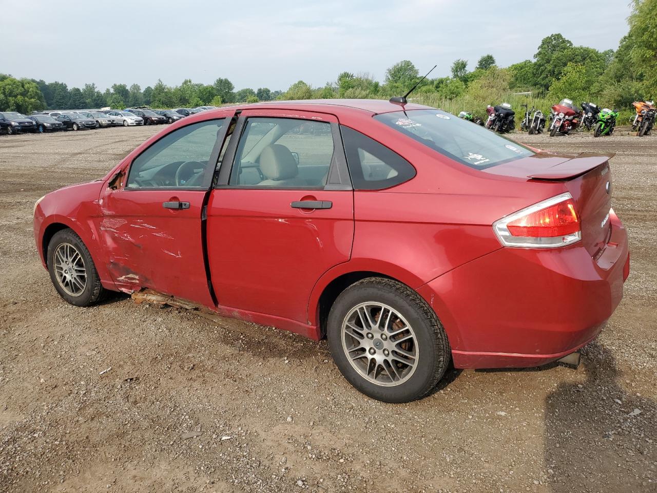 1FAHP3FN6AW137872 2010 Ford Focus Se