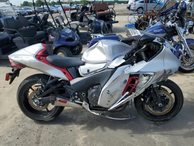 SUZUKI GSX1300 RR 2022 silver  gas JS1EJ11BXN7101225 photo #1