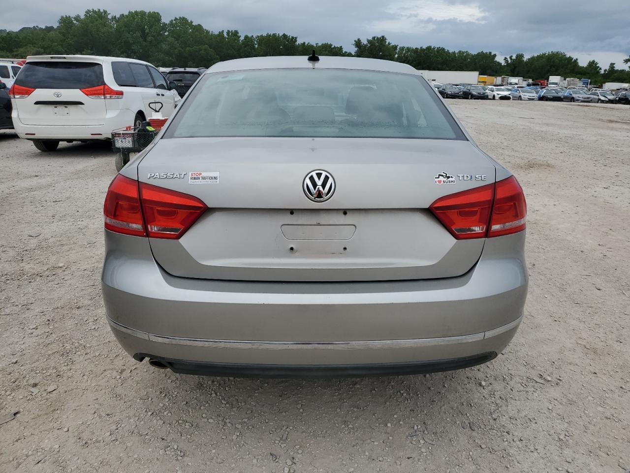 2013 Volkswagen Passat Se vin: 1VWBN7A34DC001133