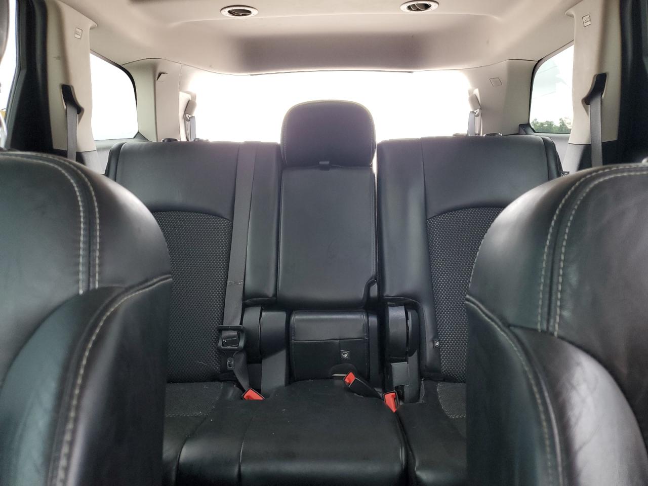 3C4PDCGGXJT379276 2018 Dodge Journey Crossroad