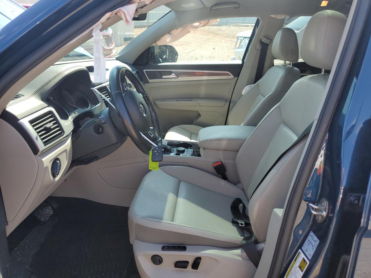 1V2MR2CA9JC528044 2018 Volkswagen Atlas Sel