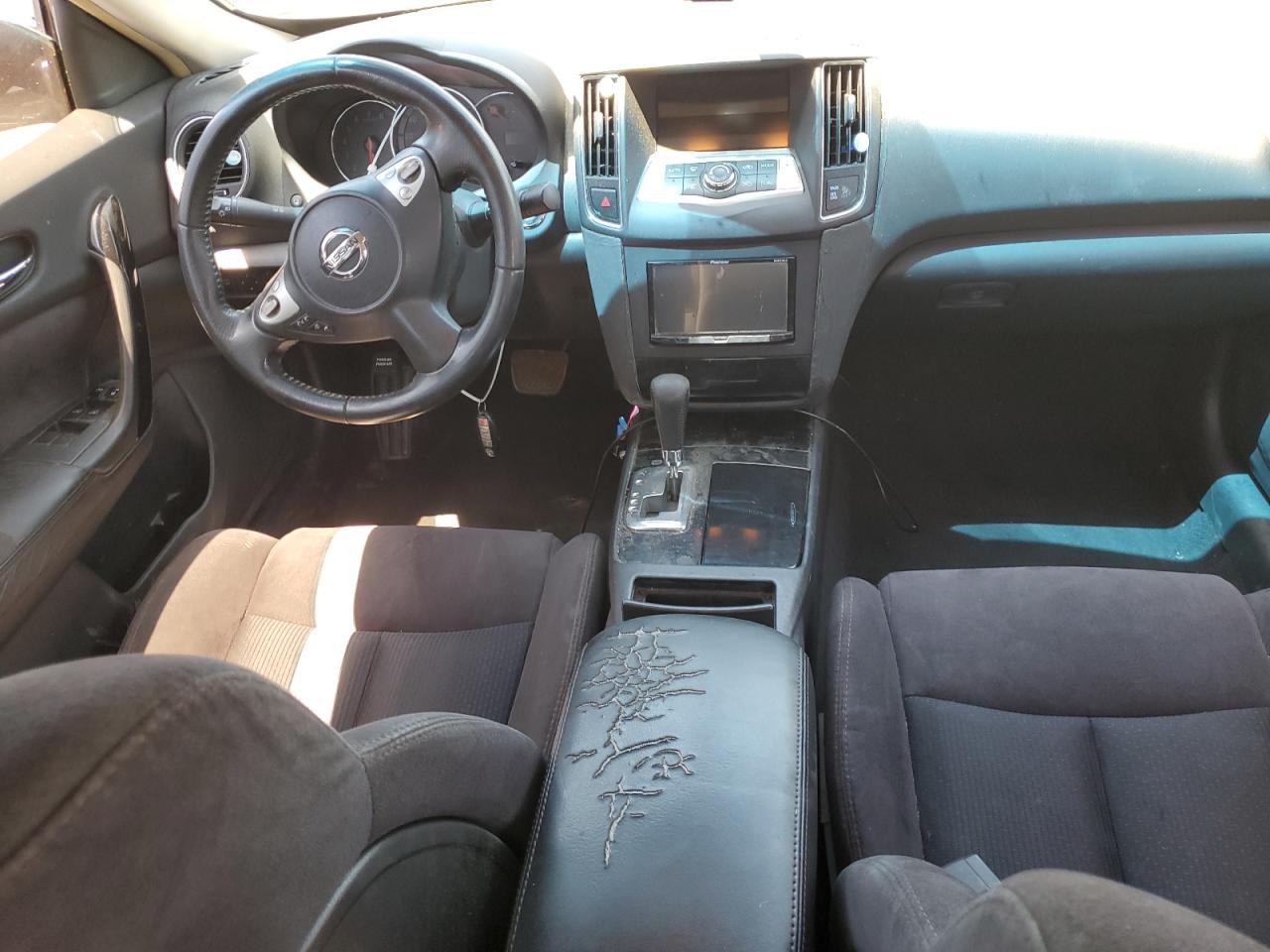 1N4AA5AP9AC826636 2010 Nissan Maxima S