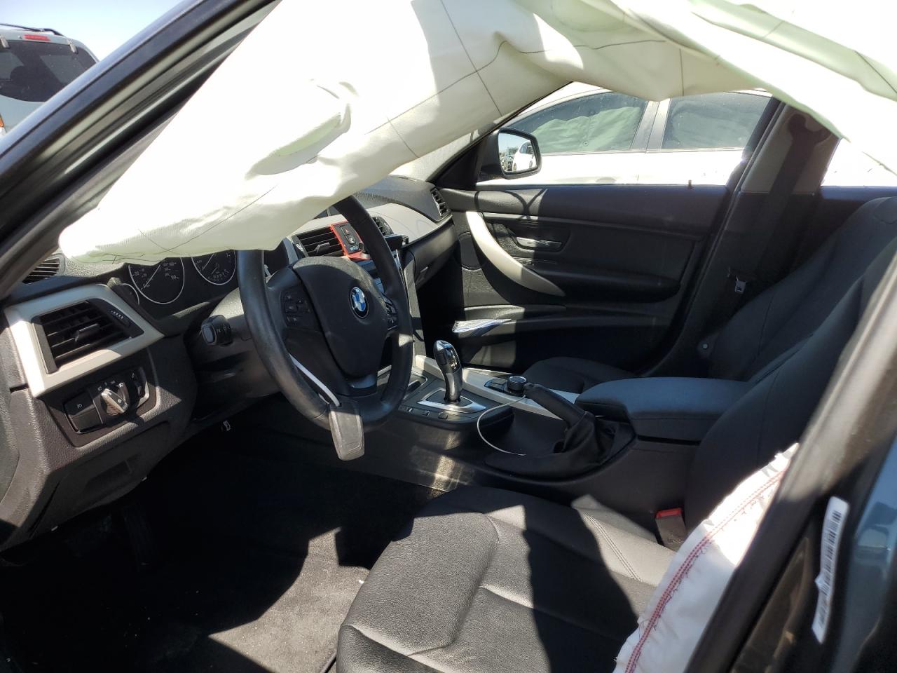 WBA8E1G5XGNT35224 2016 BMW 320 I