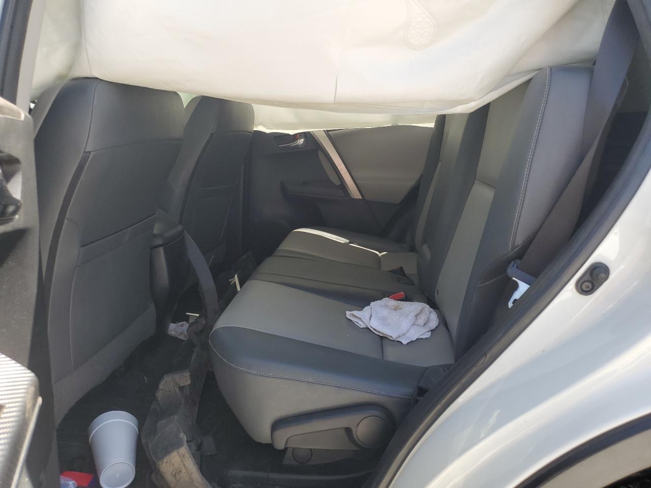 JTMYFREV0EJ011981 2014 Toyota Rav4 Limited