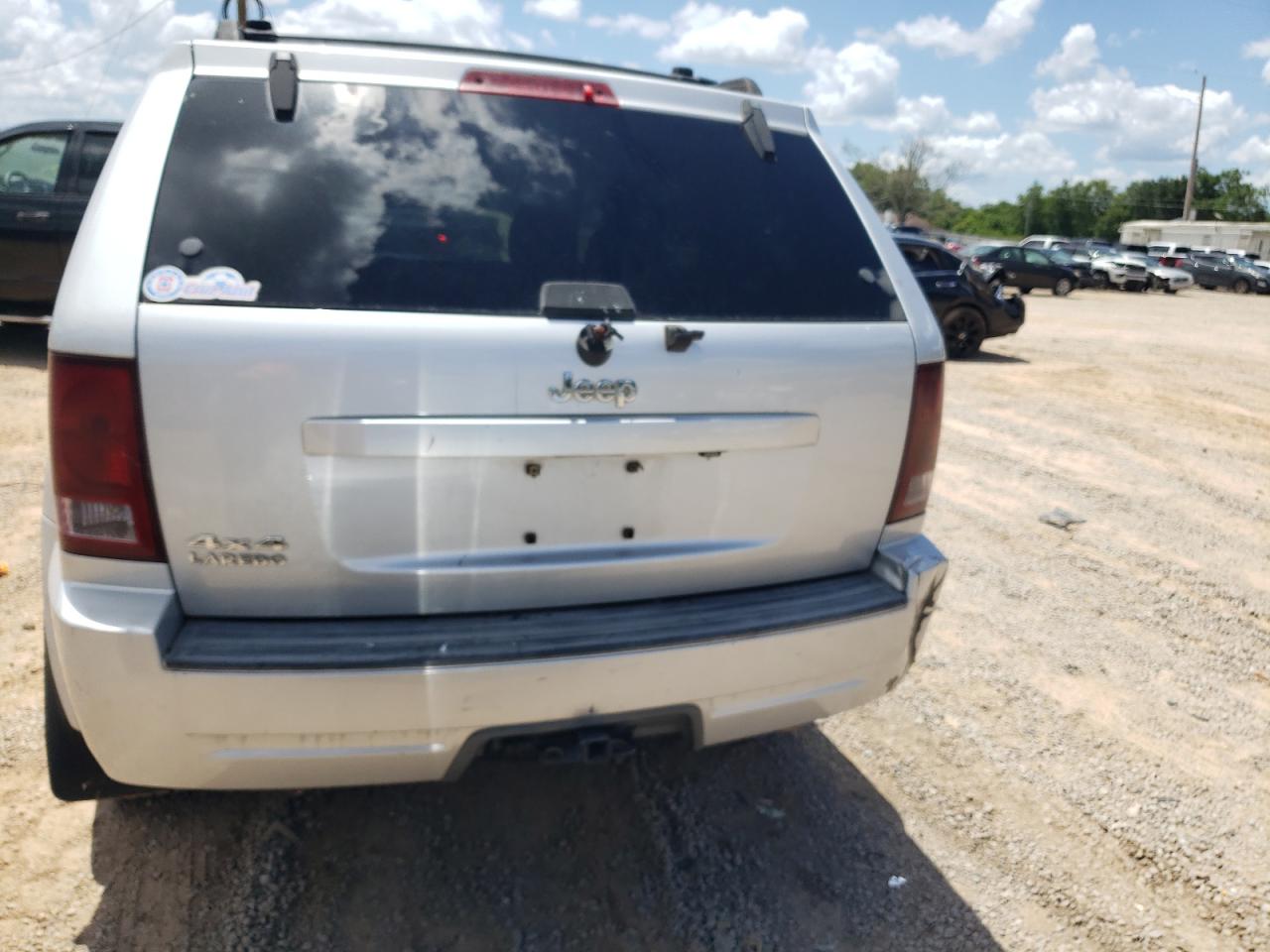 1J4PR4GK3AC149242 2010 Jeep Grand Cherokee Laredo