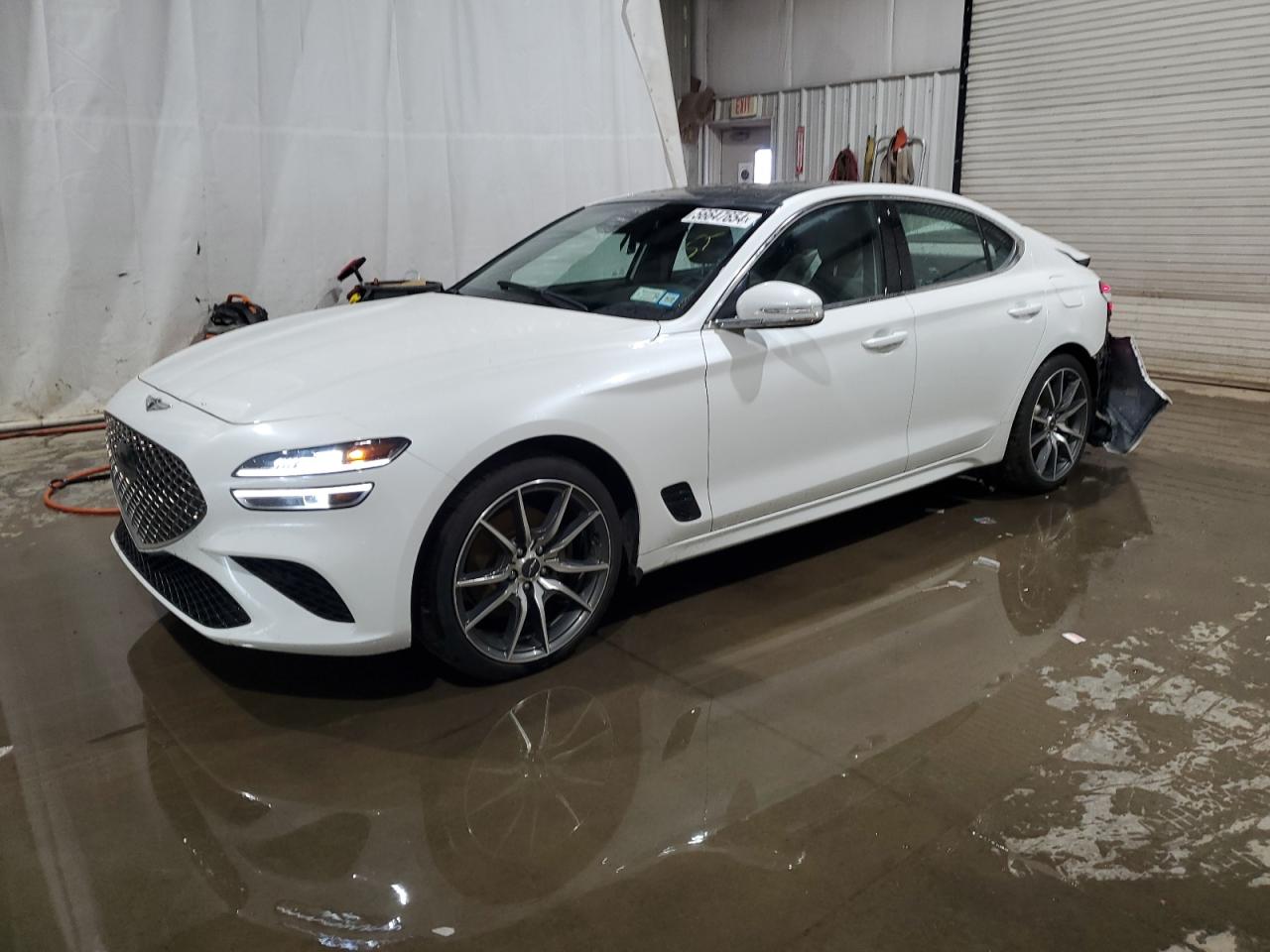 2022 Genesis G70 Base vin: KMTG34TA0NU096344