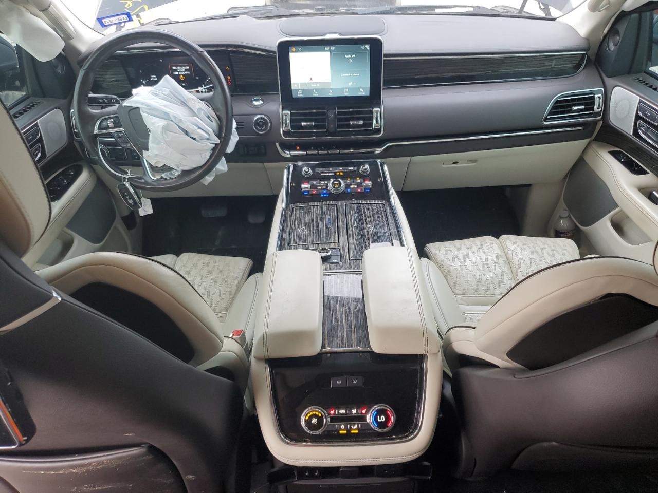 5LMJJ3TTXKEL19249 2019 Lincoln Navigator L Black Label