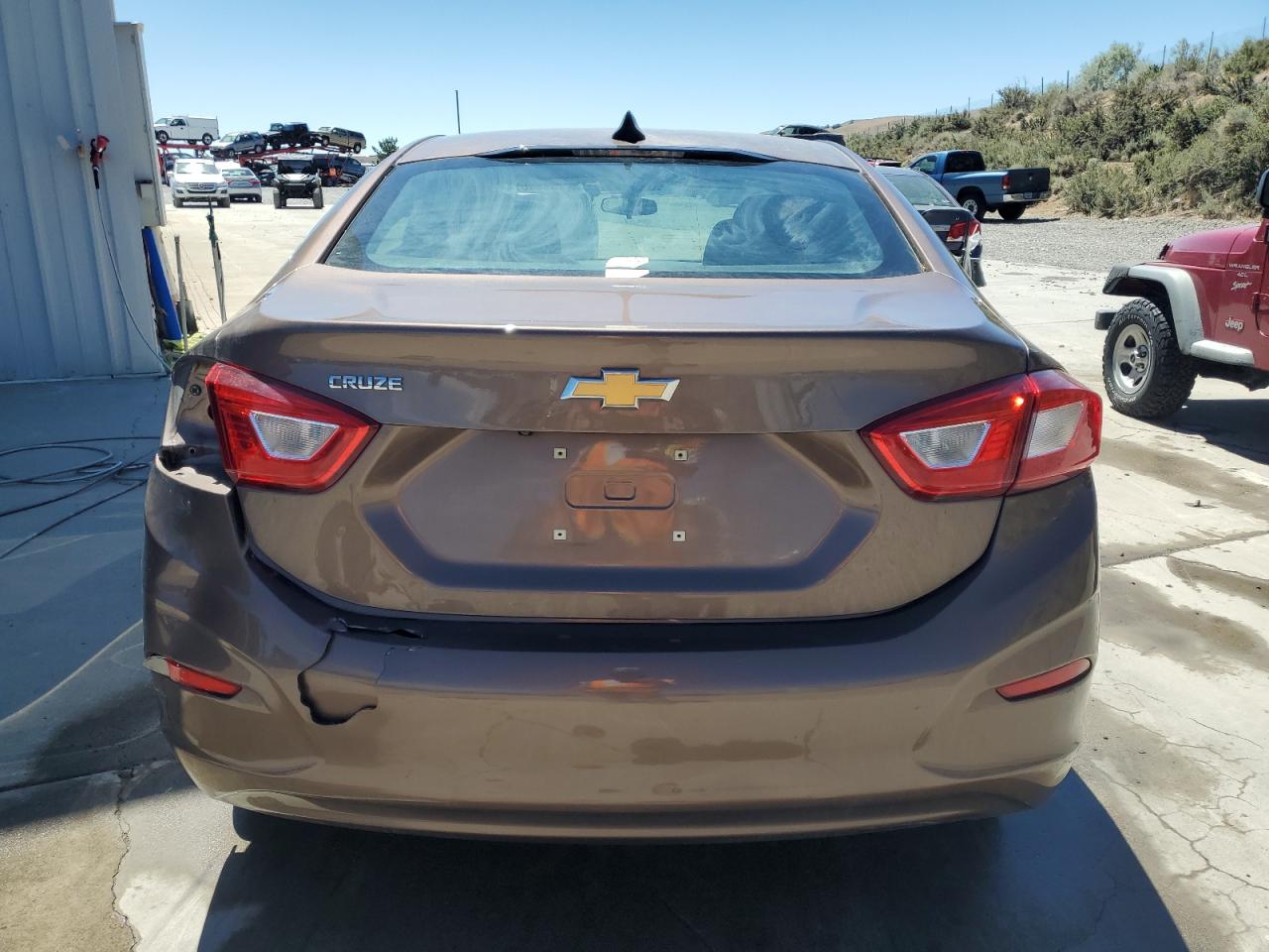 2019 Chevrolet Cruze Ls vin: 1G1BC5SM3K7125140