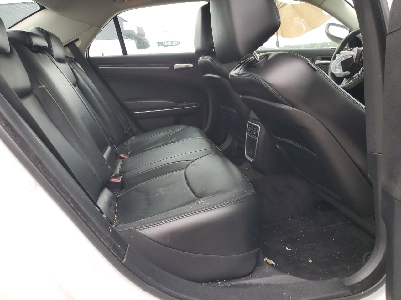 2C3CCAAG0GH135804 2016 Chrysler 300 Limited