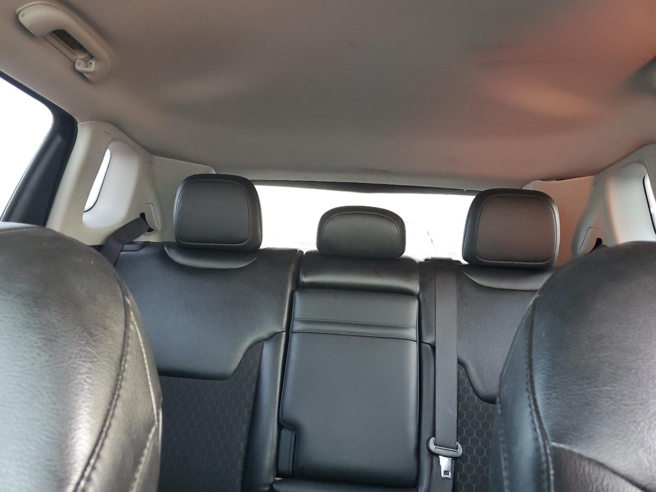 3C4NJDBB4JT457553 2018 Jeep Compass Latitude