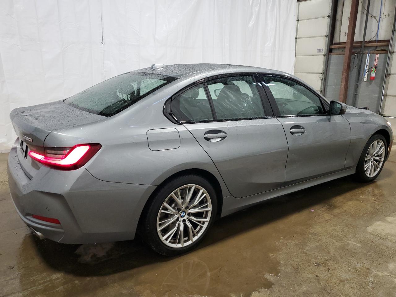 3MW89FF02P8D55798 2023 BMW 330Xi