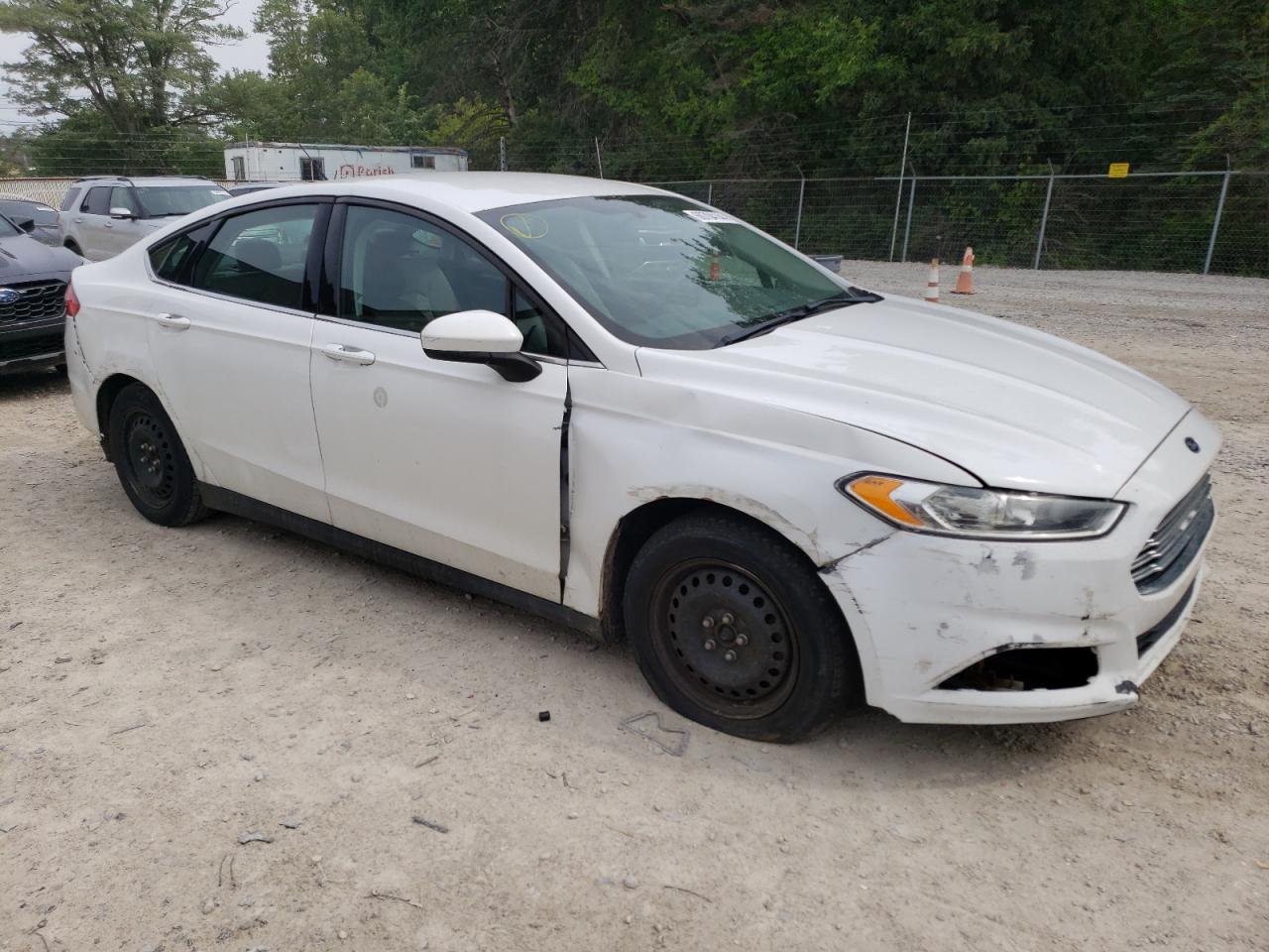 2014 Ford Fusion S vin: 1FA6P0G70E5377534