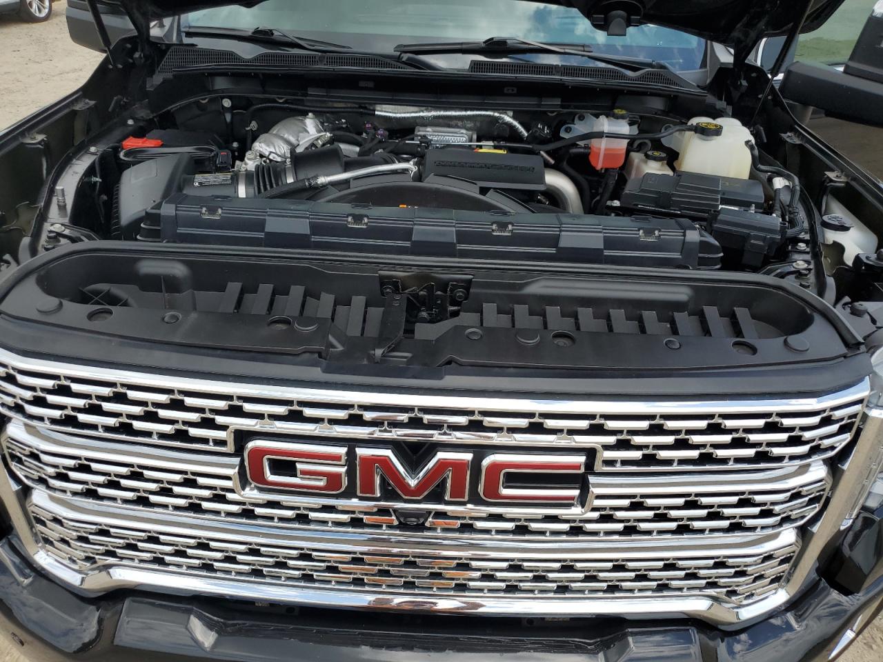 1GT49REYXNF146341 2022 GMC Sierra K2500 Denali