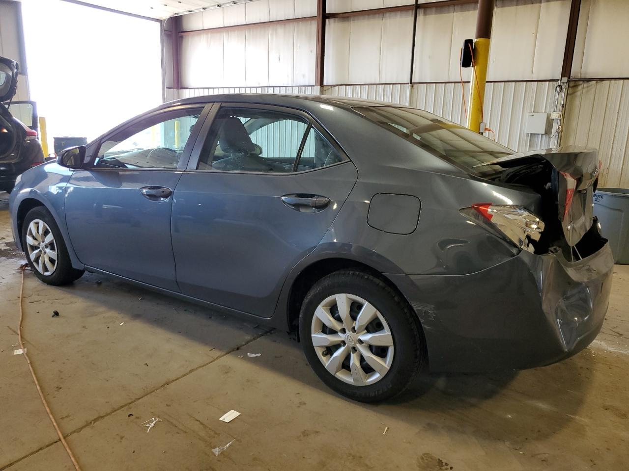 2016 Toyota Corolla L vin: 2T1BURHE3GC570012