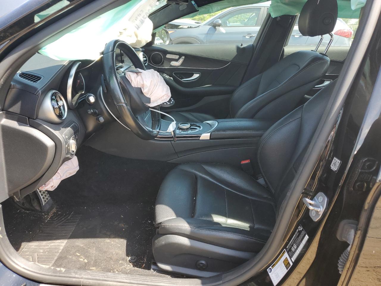 55SWF4KB5HU231261 2017 Mercedes-Benz C 300 4Matic