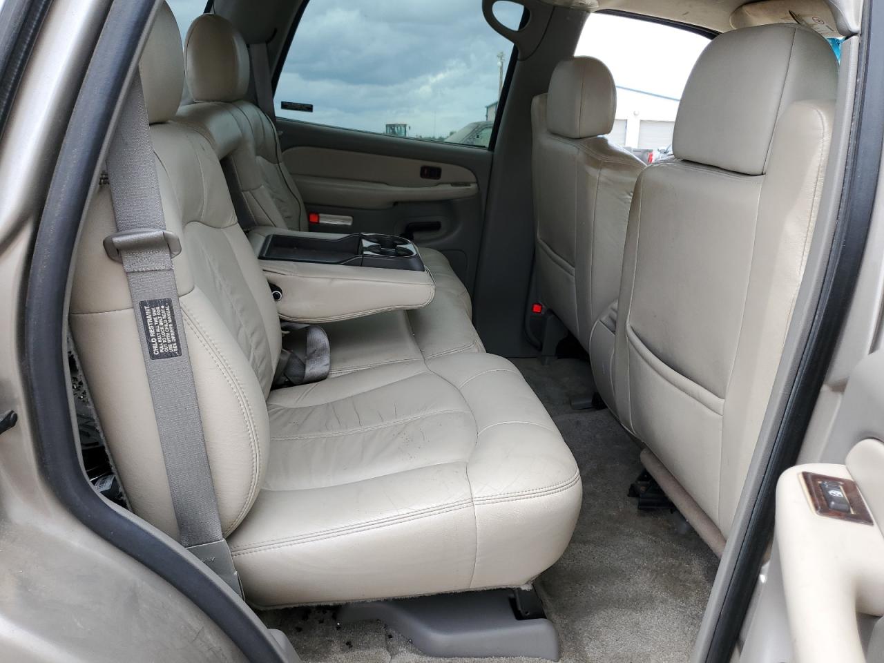 1GNEC13T81J150742 2001 Chevrolet Tahoe C1500