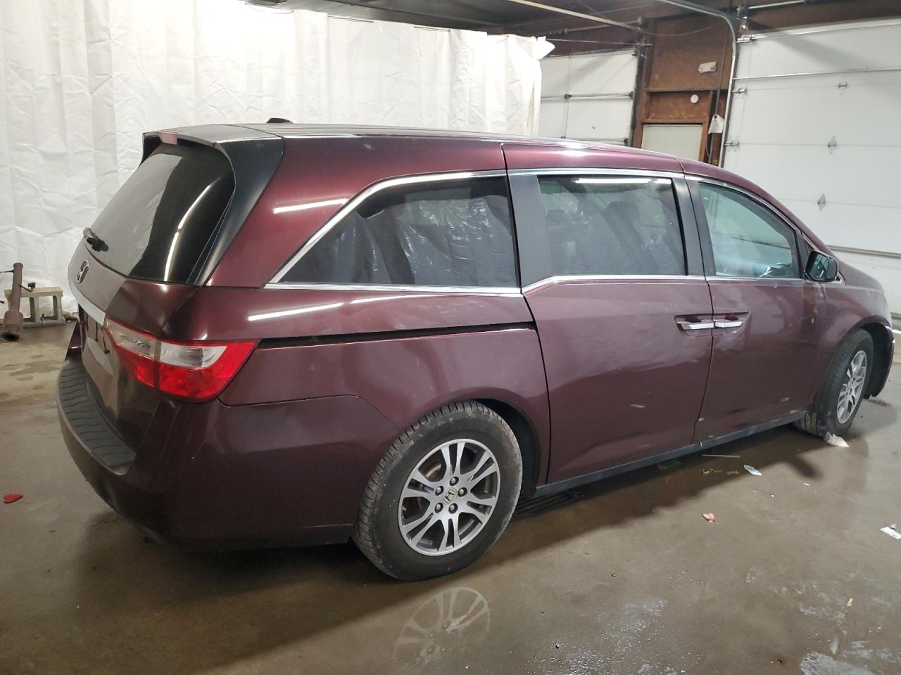 5FNRL5H68CB105153 2012 Honda Odyssey Exl