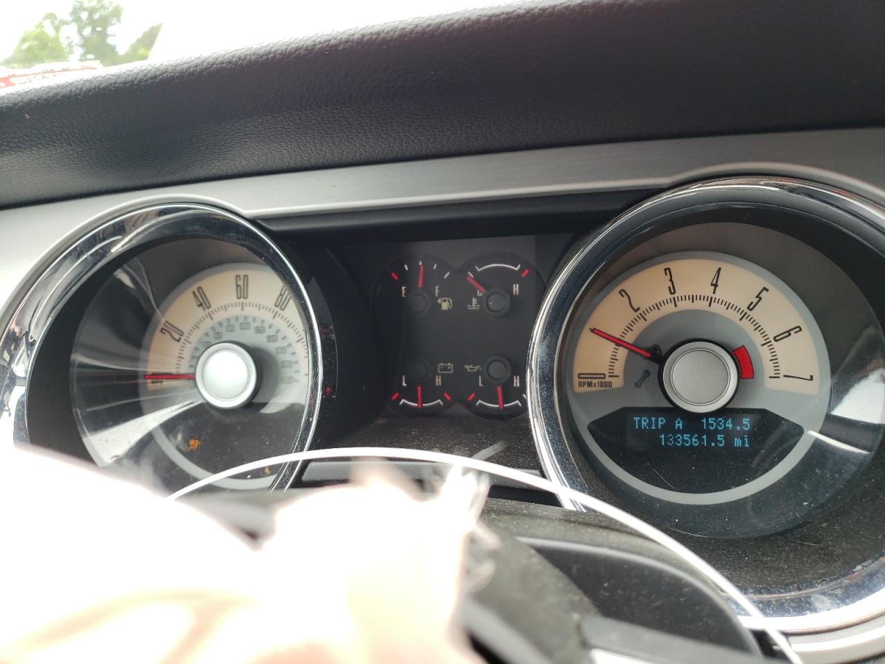 1ZVBP8AN1A5105516 2010 Ford Mustang