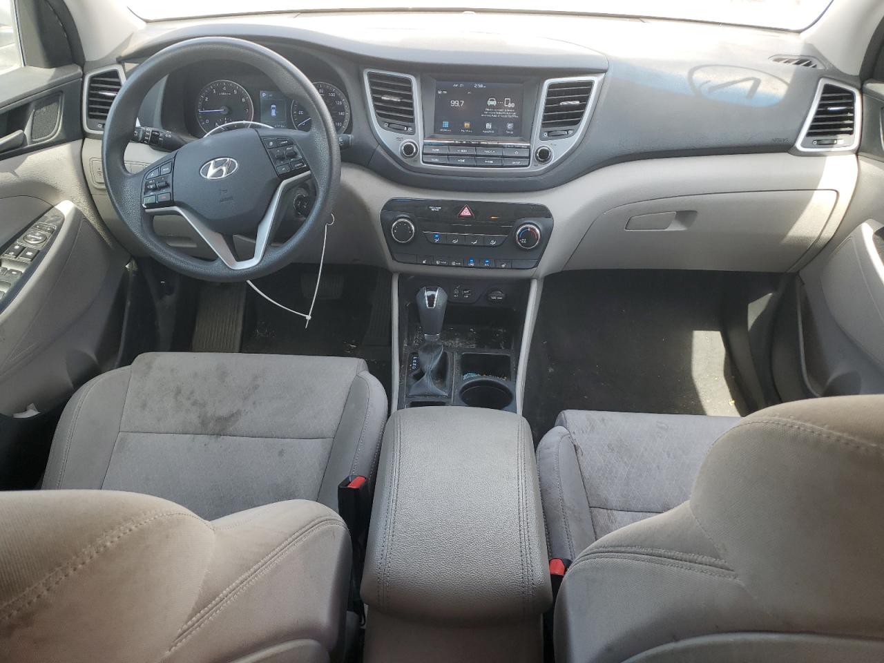 KM8J33A44JU721474 2018 Hyundai Tucson Sel