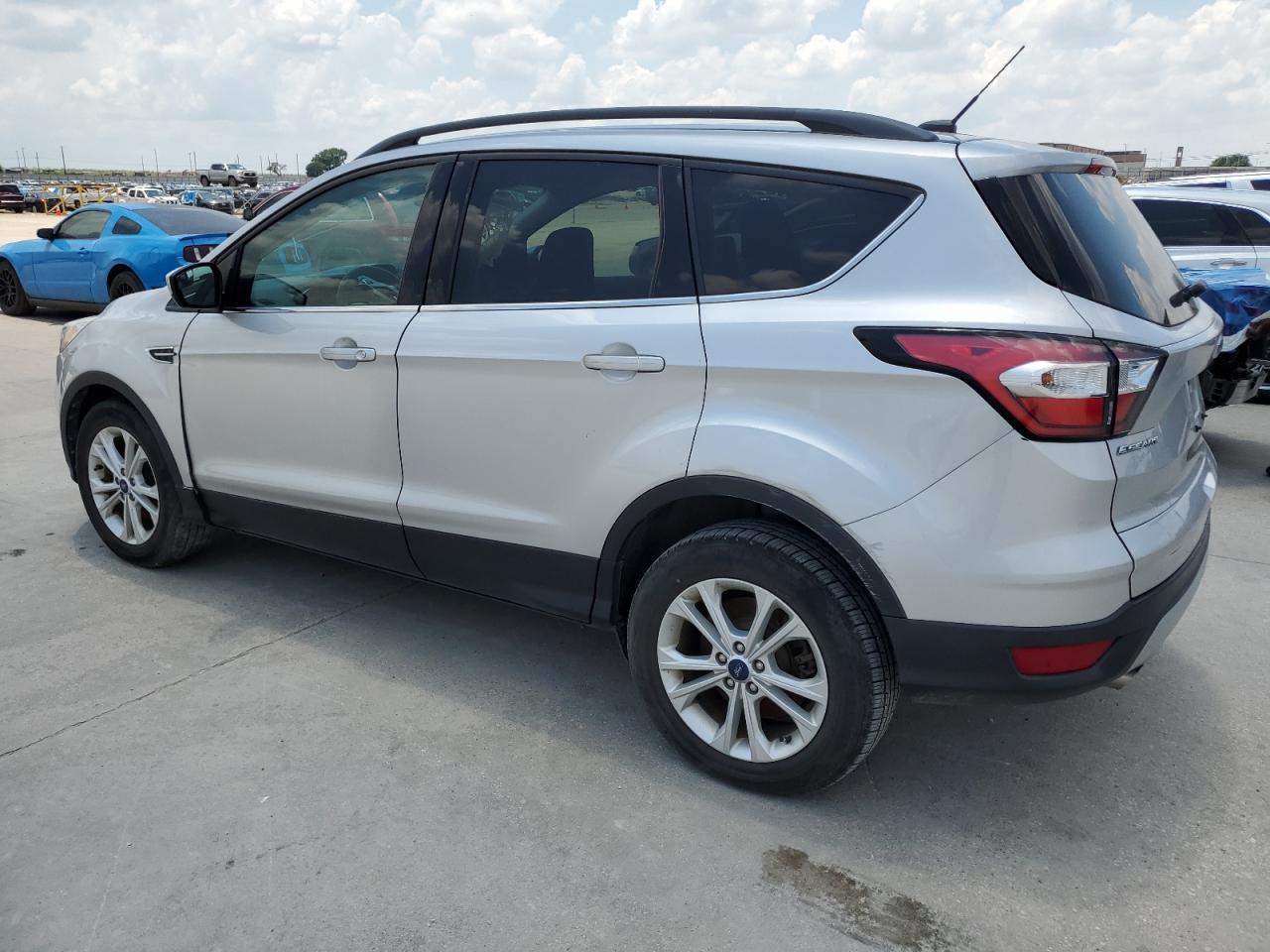 2018 Ford Escape Se vin: 1FMCU0GD0JUB75235