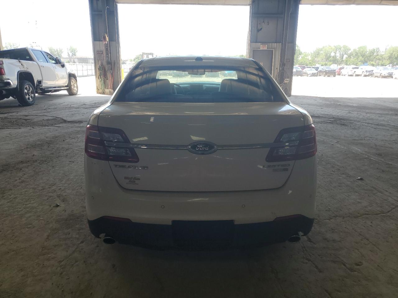 1FAHP2J84DG118750 2013 Ford Taurus Limited