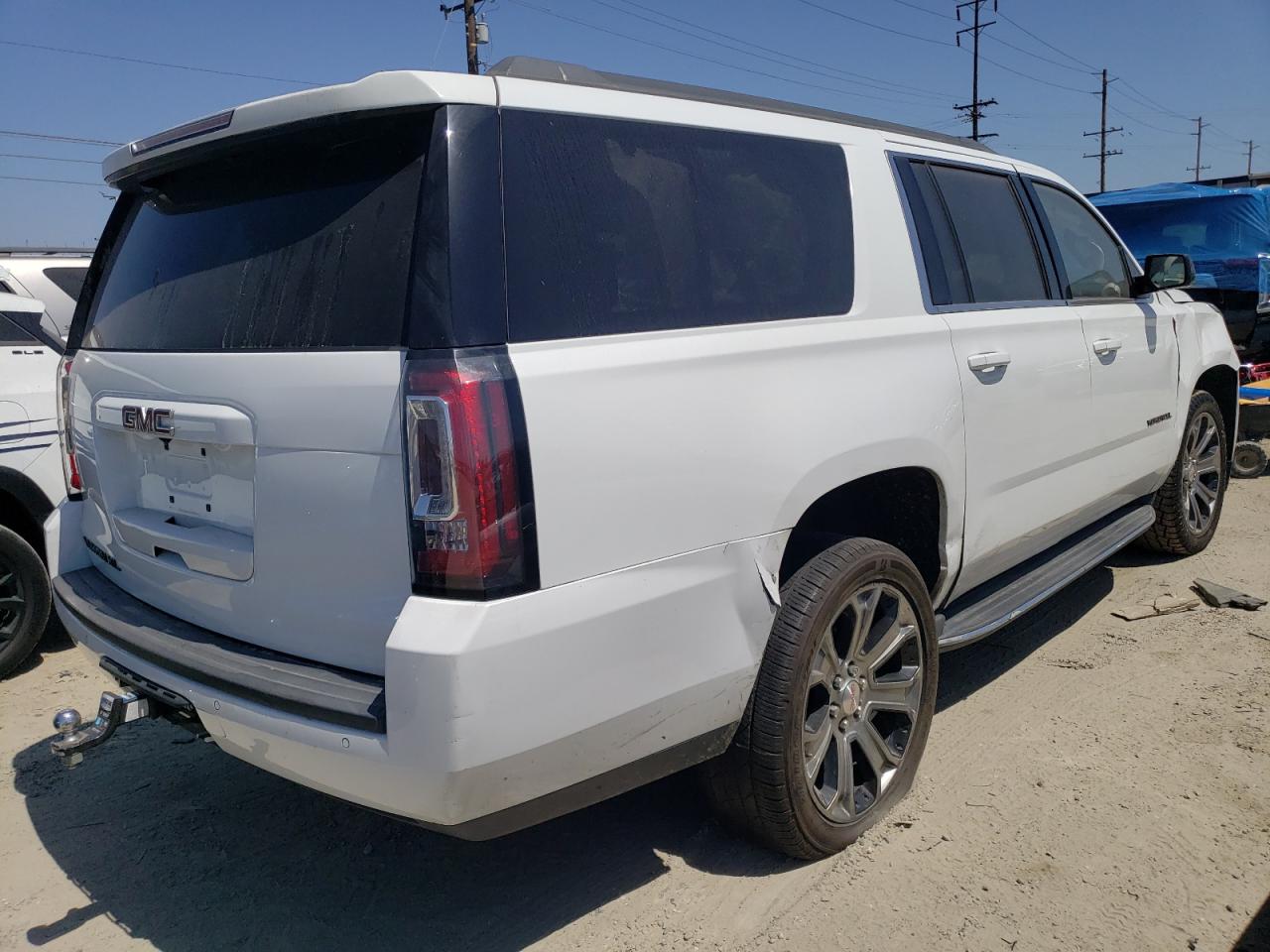 2019 GMC Yukon Xl K1500 Sle vin: 1GKS2FKCXKR314724